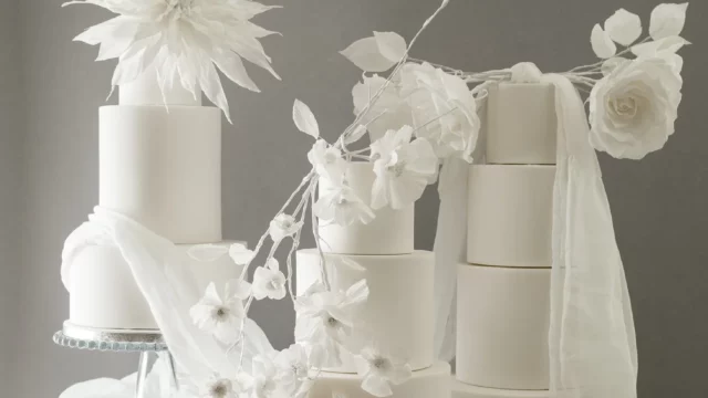 Cake Designer: Rosalind Miller Cakes. white wedding cakes, sugar flowers.