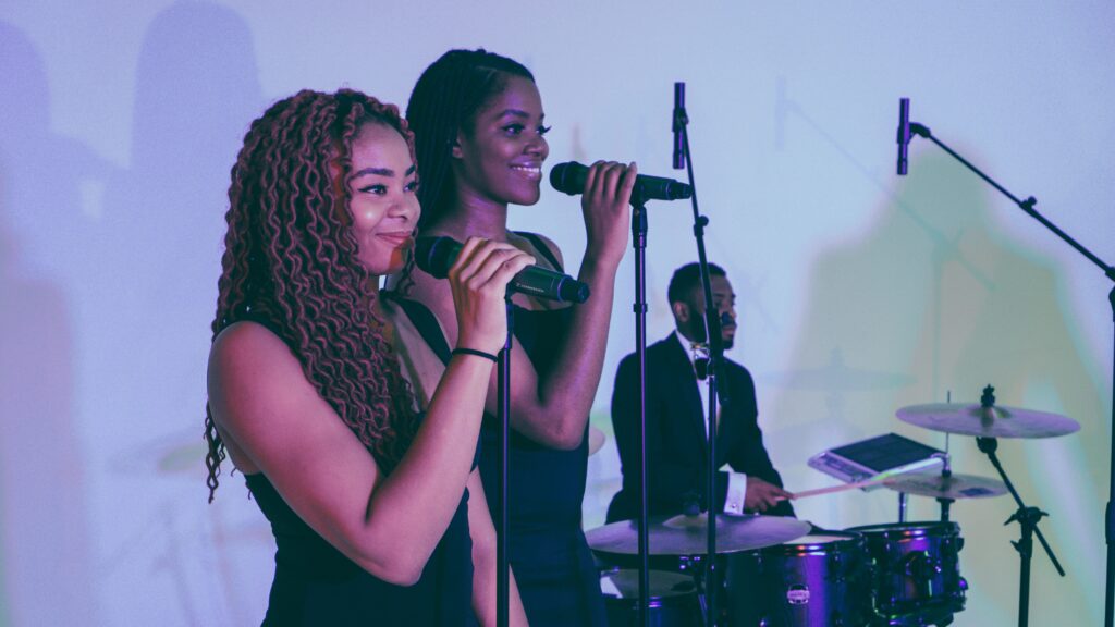 Event Entertainment: The Velvet Notes. Music Band, jazz, weddings and events.