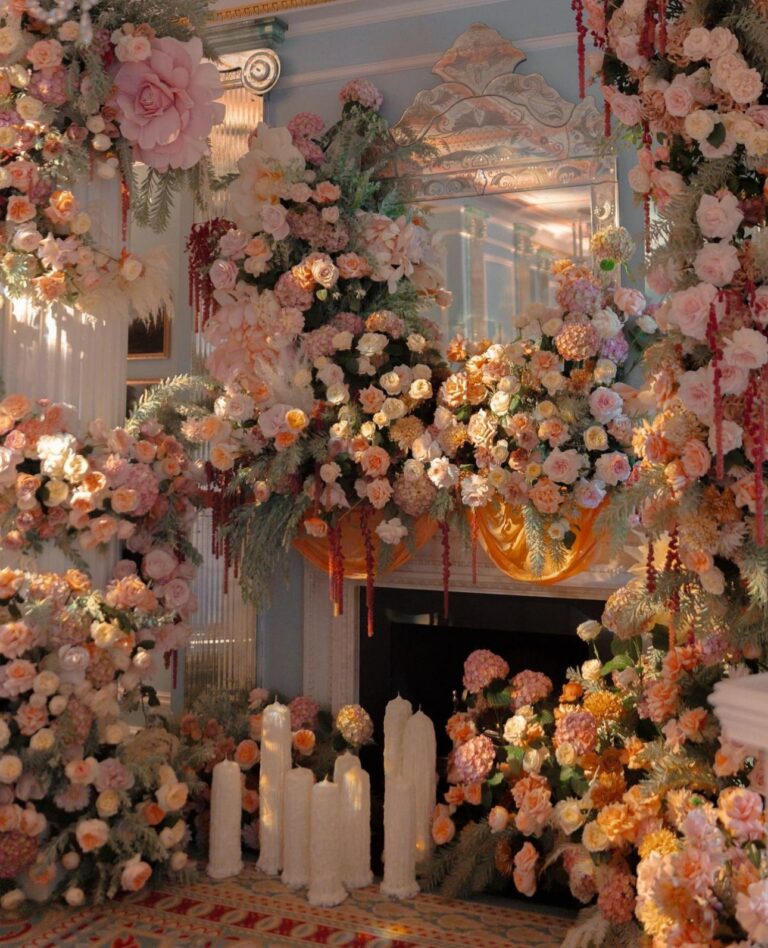 Dramatic Dutch Master Inspired Wedding Florals
