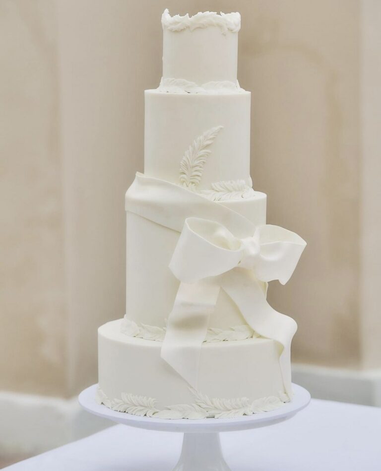 Trending Bow Wedding Cake Design Cake maker Peboryon